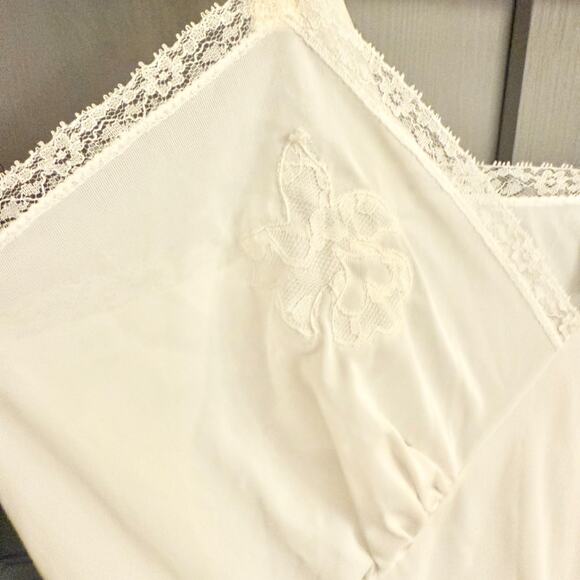 1960s Movie Star Full Slip White Nylon Tricot Lace Trim Size (40 Large) USA Made - Picture 6 of 16